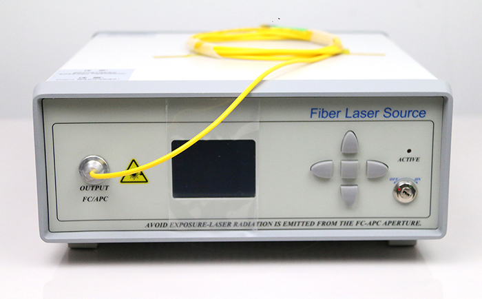 10mW C++ Band ASE Broadband Light Source SM Fiber Laser Source Benchtop ASE-C++-10-T-SM-B